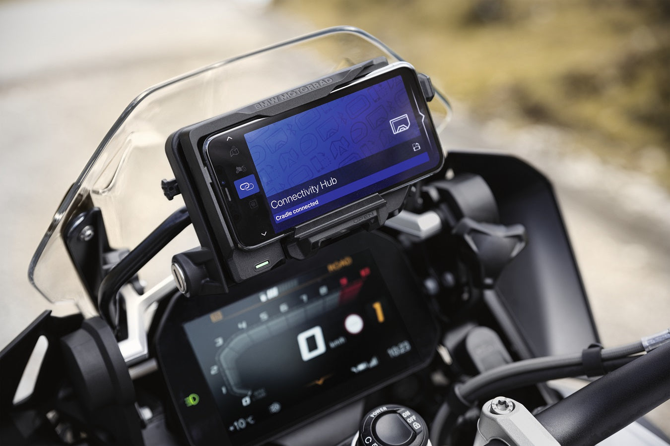 BMW Connected Ride Cradle – Smartphone Mount and Navigation